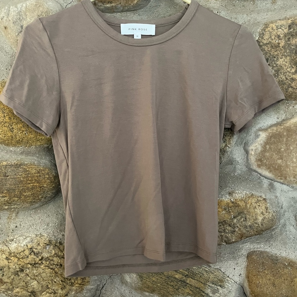 Pink Rose Women's Short Sleeve Brown Tee